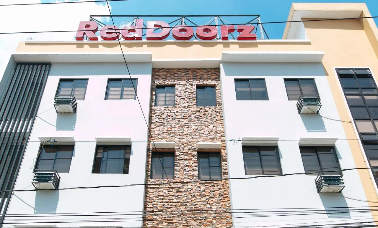 Reddoorz Near Sm Bicutan Hotel Paranaque City